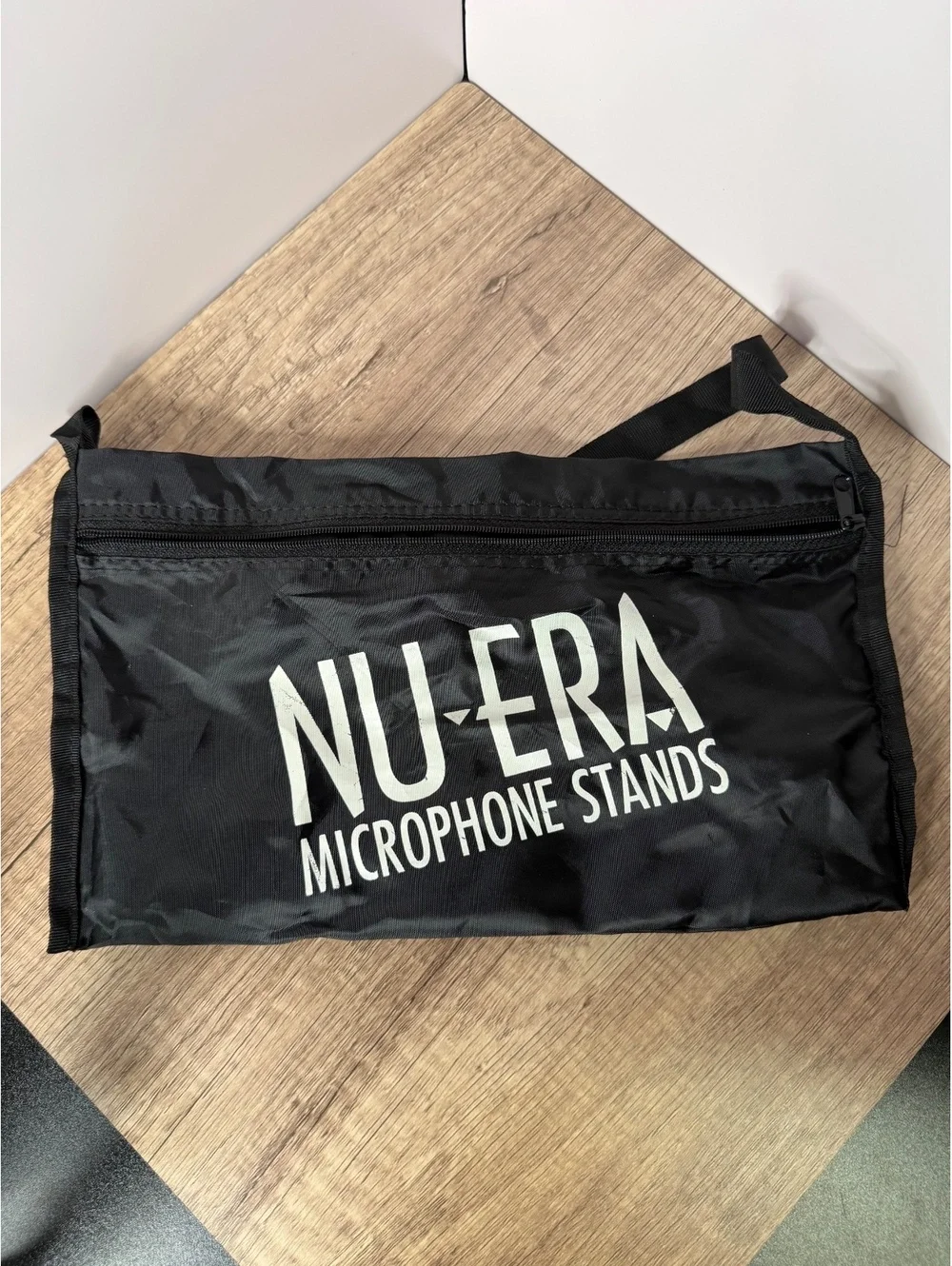 Nu-Era Adjustable Microphone Stand with Carrying Bag